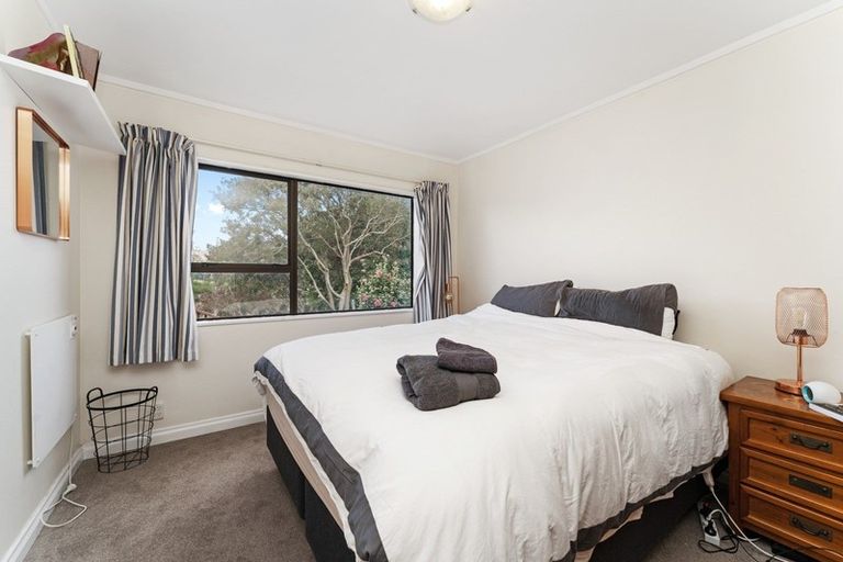 Photo of property in 30 Frimley Terrace, Waikanae Beach, Waikanae, 5036