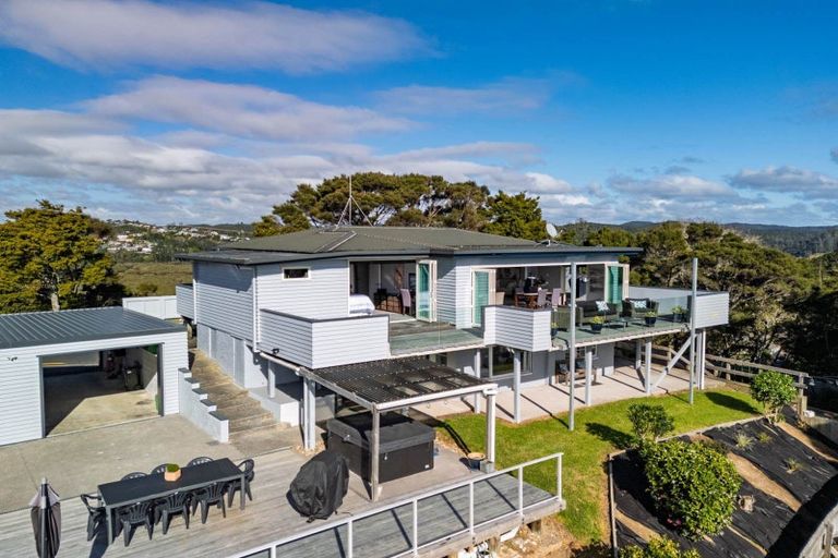 Photo of property in 2 Binnie Street, Paihia, 0200