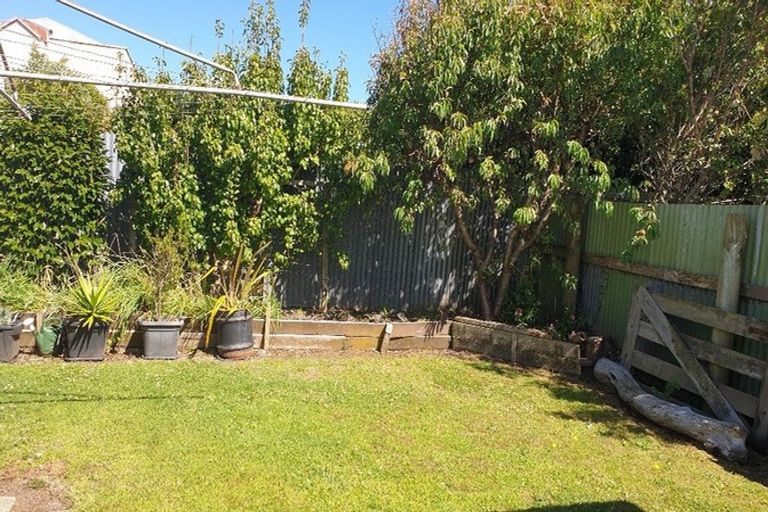 Photo of property in 32 Leicester Street, Patea, 4520