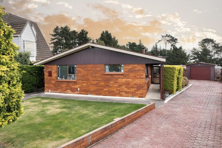 Photo of property in 27 Dakota Place, Waldronville, Dunedin, 9018