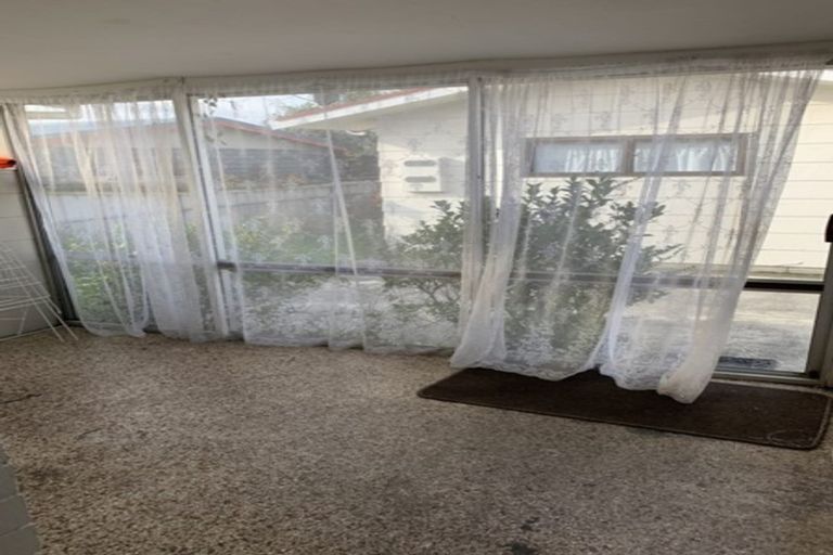 Photo of property in 6 Valentine Street, Papakura, 2110