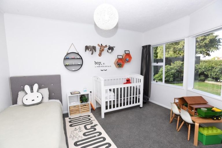 Photo of property in 431 Great North Road, Winton, 9720