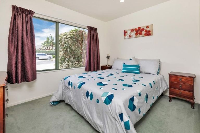 Photo of property in 4 Ash Street, Maungaturoto, 0520