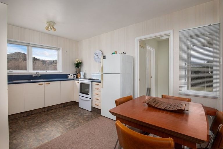 Photo of property in 2 Kelso Street, Roxburgh, 9500
