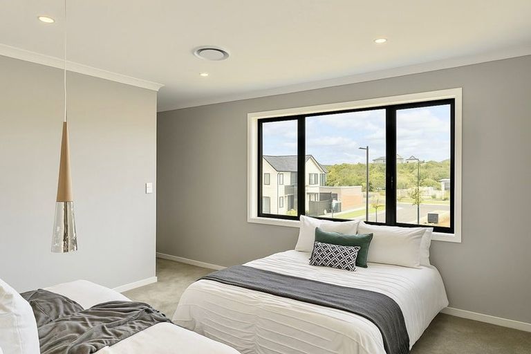 Photo of property in 49 Kumukumu Road, Long Bay, Auckland, 0630