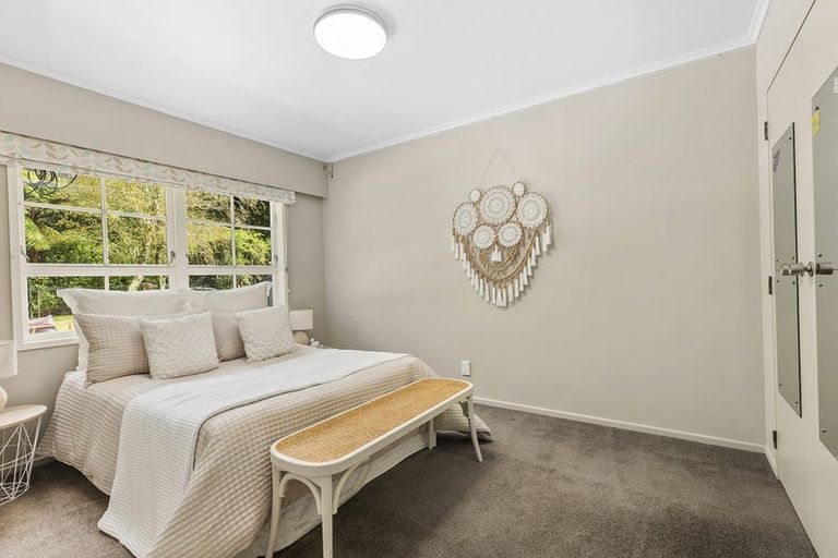 Photo of property in 8 Saint Annes Square, Tawa, Wellington, 5028