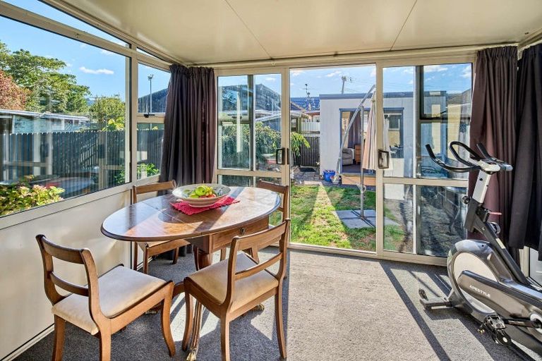 Photo of property in 87b Ward Street, Wallaceville, Upper Hutt, 5018