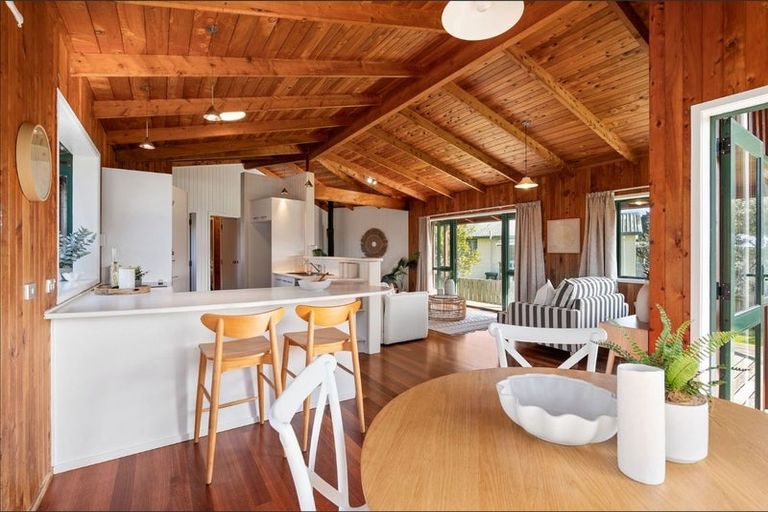 Photo of property in 8 Stonehaven Drive, Maungakaramea, Whangarei, 0178