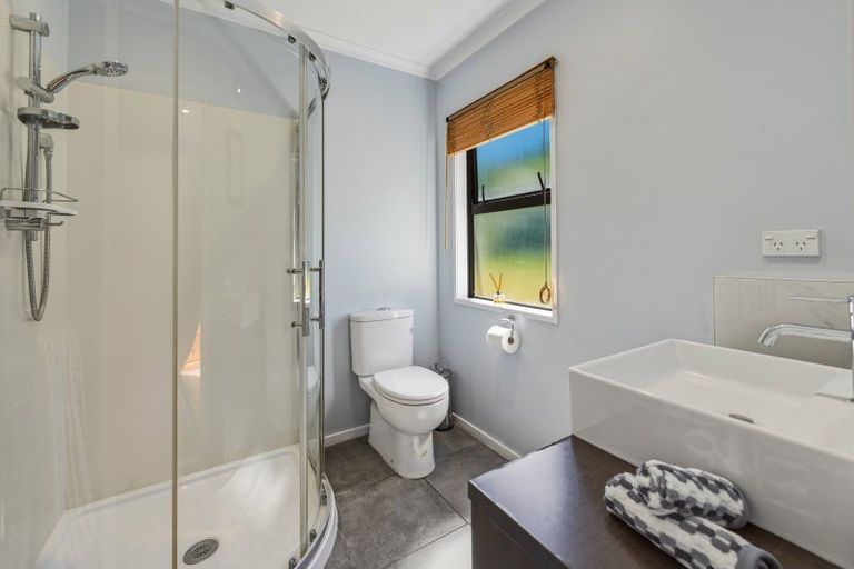 Photo of property in 34 Hepina Heights, Kinloch, Taupo, 3377