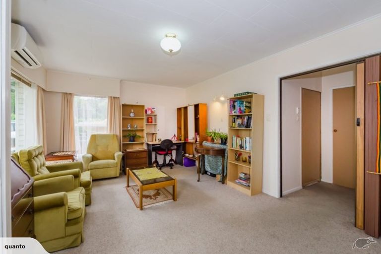 Photo of property in 48 Alexander Road, Raumati Beach, Paraparaumu, 5032