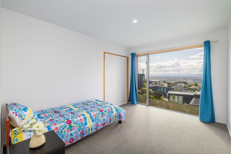 Photo of property in 5 Stoneyridge Close, Mount Pleasant, Christchurch, 8081