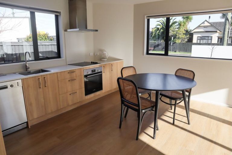 Photo of property in 1/98 Hills Road, Edgeware, Christchurch, 8013