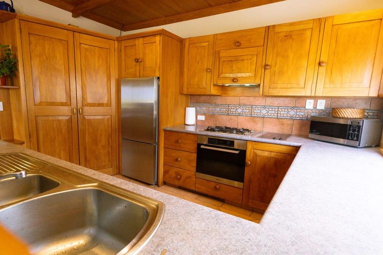 Photo of property in 327 Wanganui Flat Road, Harihari, 7884