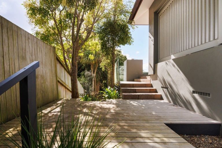 Photo of property in 3 Windsor Street, Terrace End, Palmerston North, 4410