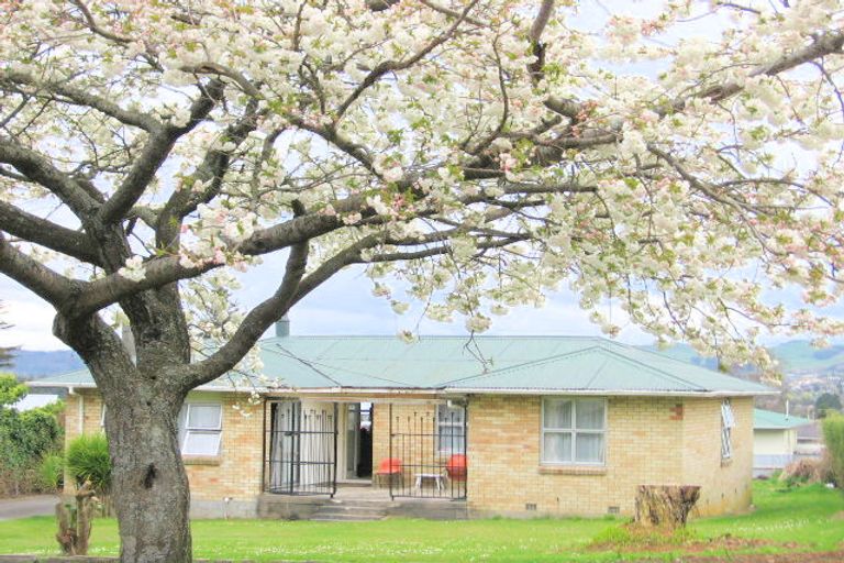 Photo of property in 6 Leslie Avenue, Western Heights, Rotorua, 3015