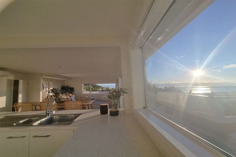 Photo of property in 71 Mount Pleasant Road, Mount Pleasant, Christchurch, 8081