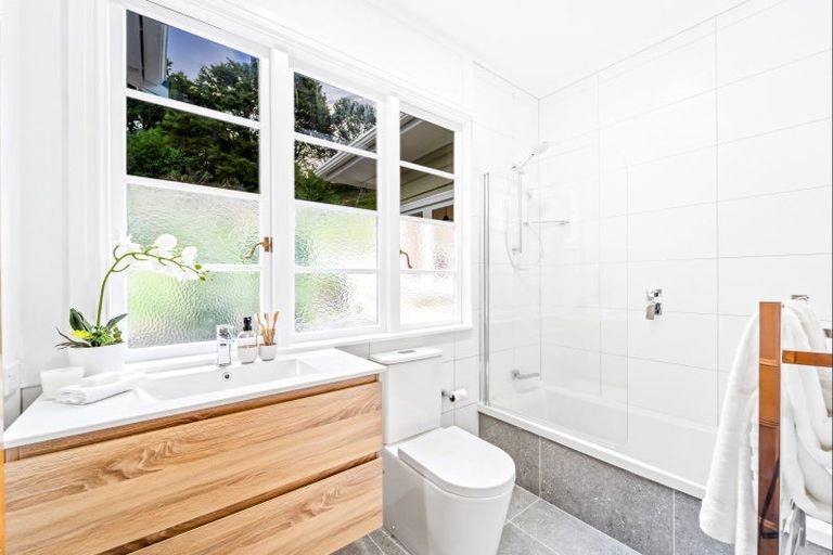 Photo of property in 28 View Road, Warkworth, 0910