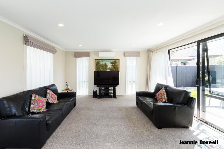 Photo of property in 26c Ward Street, Palmerston North, 4410