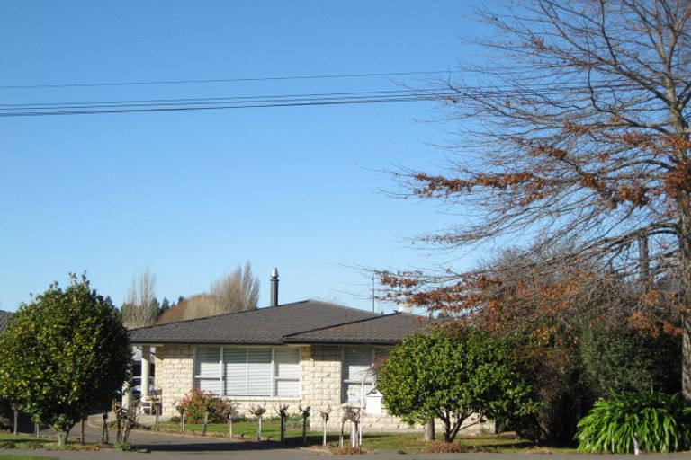 Photo of property in 850 Main North Road, Belfast, Christchurch, 8051