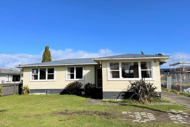 Photo of property in 52a Cosgrave Road, Papakura, 2110