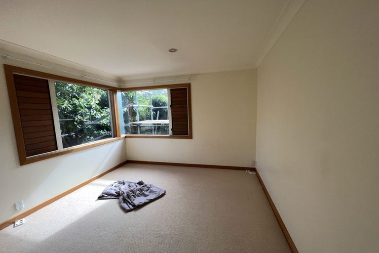 Photo of property in 2/25 Seacliffe Avenue, Belmont, Auckland, 0622