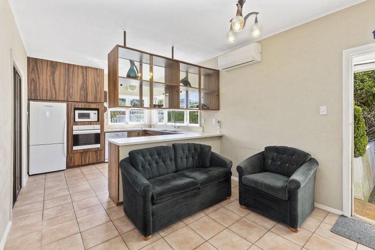 Photo of property in 154 Totara Road, Miramar, Wellington, 6022
