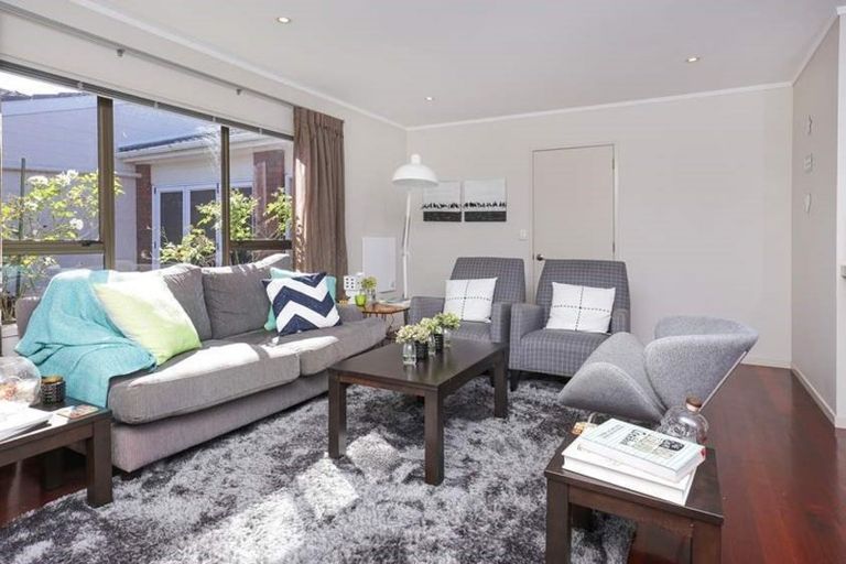 Photo of property in 4/8 Brook Street, Milford, Auckland, 0620