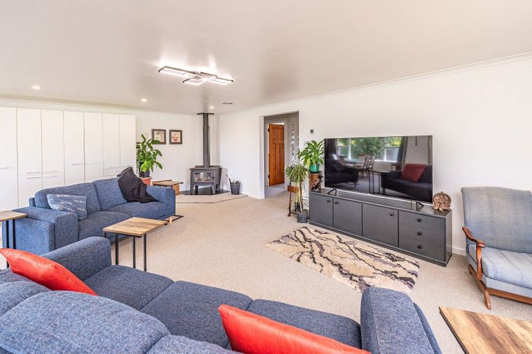 Photo of property in 23 Waitangi Road, Waverley, 4592