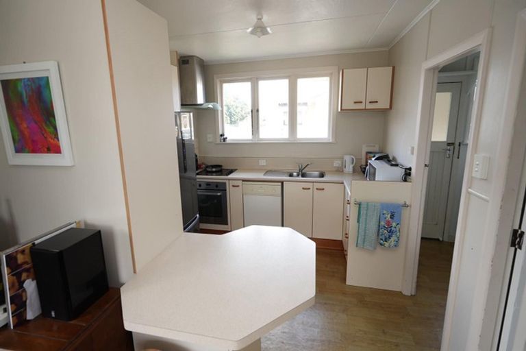 Photo of property in 57a Crewe Crescent, Hokowhitu, Palmerston North, 4410