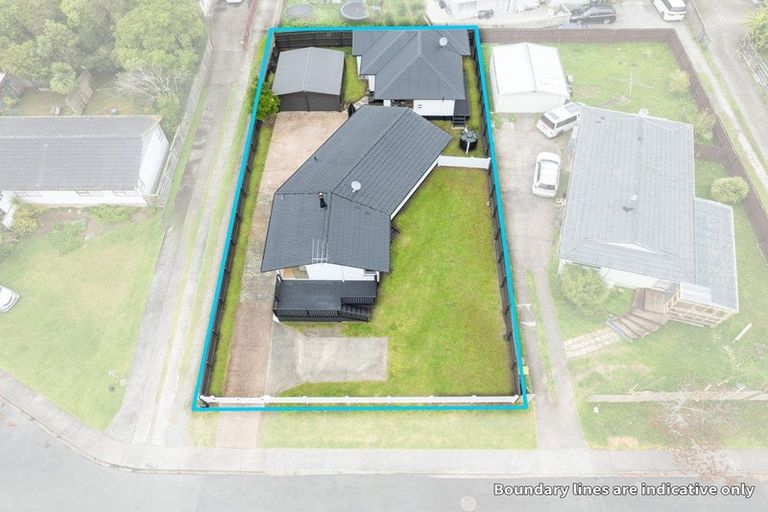 Photo of property in 11 Murillo Place, Henderson, Auckland, 0612