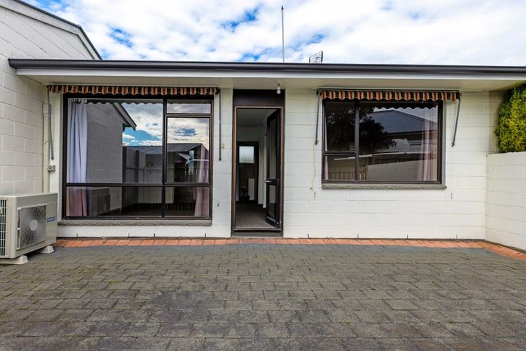 Photo of property in 2/53 Grenville Street, Waltham, Christchurch, 8011