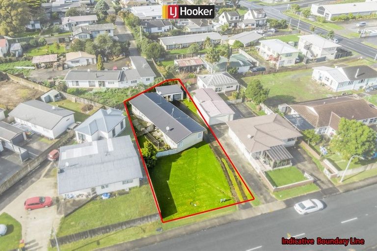 Photo of property in 2/18 Ruth Street, Manurewa, Auckland, 2102