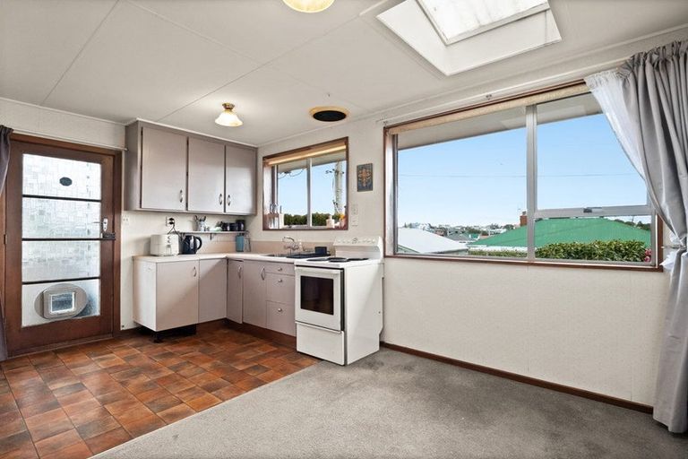 Photo of property in 10 Bernard Street, Kenmure, Dunedin, 9011