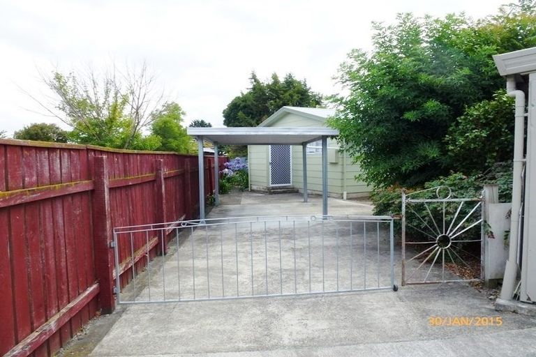 Photo of property in 2/832 Cook Place, Raureka, Hastings, 4120