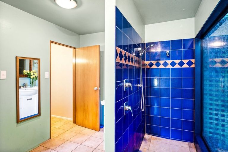 Photo of property in 13a Ferry Road, Days Bay, Lower Hutt, 5013