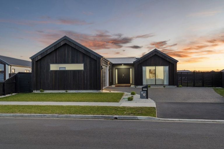 Photo of property in 51 Candlesticks Crescent, Lincoln, 7608