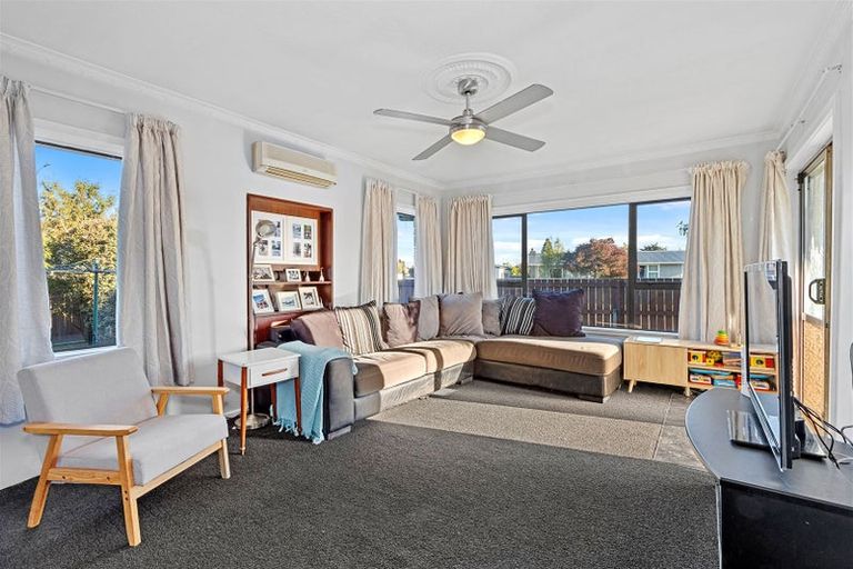 Photo of property in 28 Moore Street, Rolleston, 7614