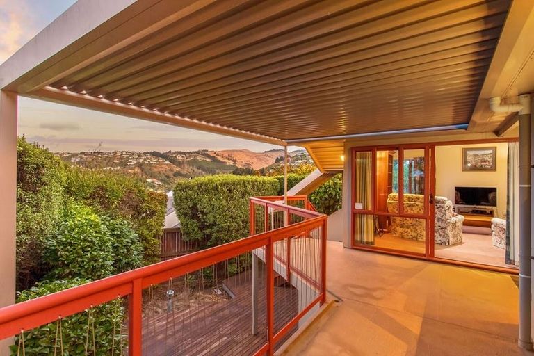 Photo of property in 2/17c Cracroft Terrace, Cashmere, Christchurch, 8022