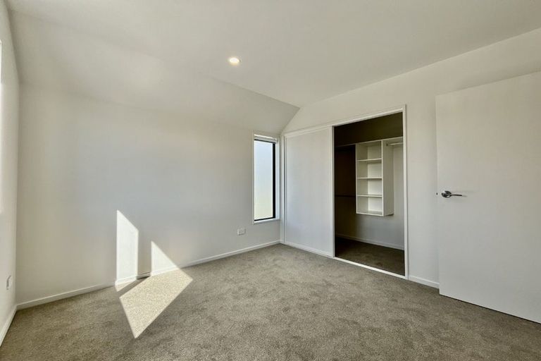 Photo of property in 5/107 Smith Street, Woolston, 8062