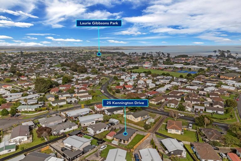 Photo of property in 1/25 Kennington Drive, Clendon Park, Auckland, 2103