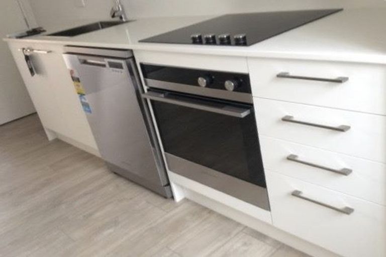 Photo of property in 5/255 Kilmore Street, Christchurch Central, Christchurch, 8011