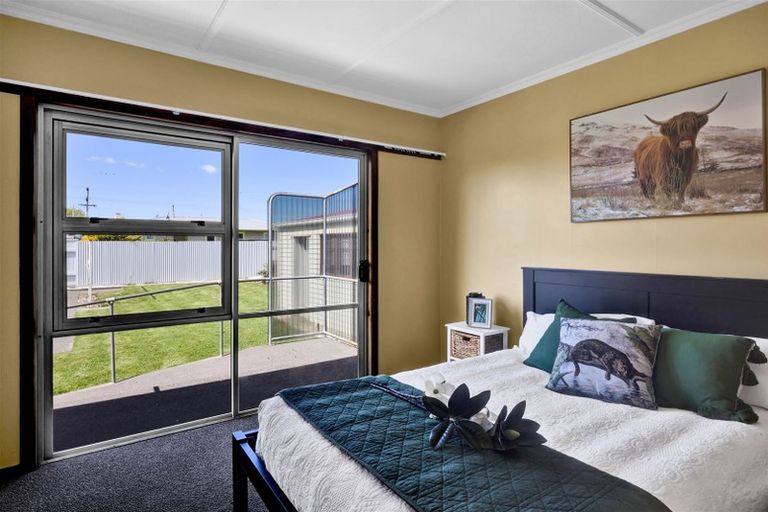 Photo of property in 84 Broadway, Waitara, 4320