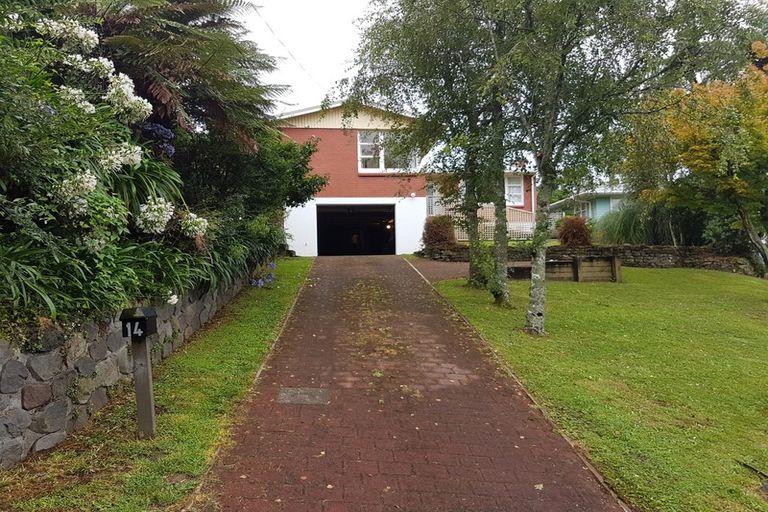 Photo of property in 14 Doralto Road, Frankleigh Park, New Plymouth, 4310