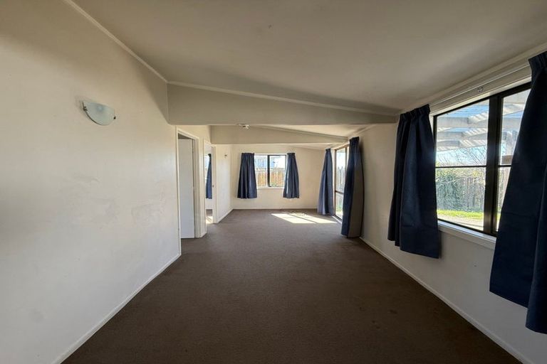 Photo of property in 14 Raleigh Place, Otara, Auckland, 2023