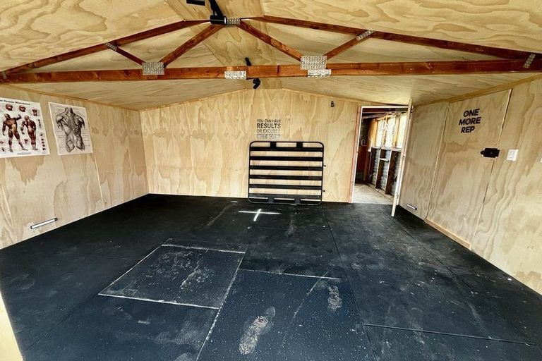 Photo of property in 22 Russell Road, Marewa, Napier, 4110