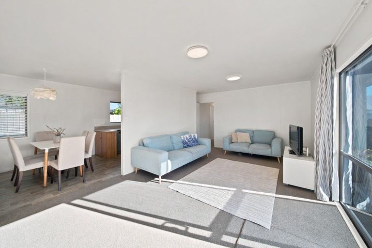 Photo of property in 16 Tahara Crescent, Mount Maunganui, 3116