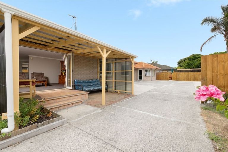 Photo of property in 108 Pacific View Road, Papamoa Beach, Papamoa, 3118