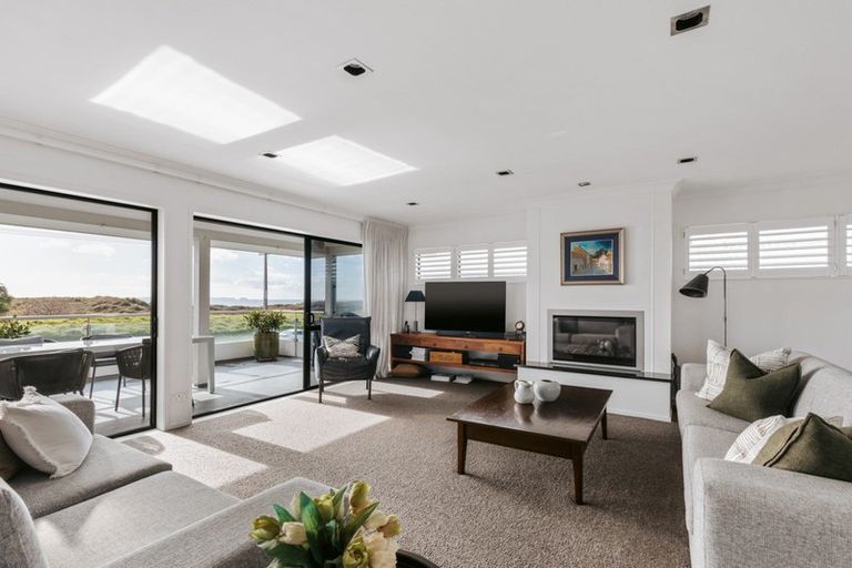 Photo of property in 820a Papamoa Beach Road, Papamoa Beach, Papamoa, 3118