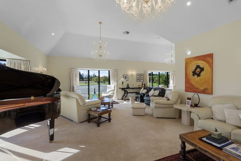 Photo of property in 635 Yaldhurst Road, Yaldhurst, Christchurch, 7676