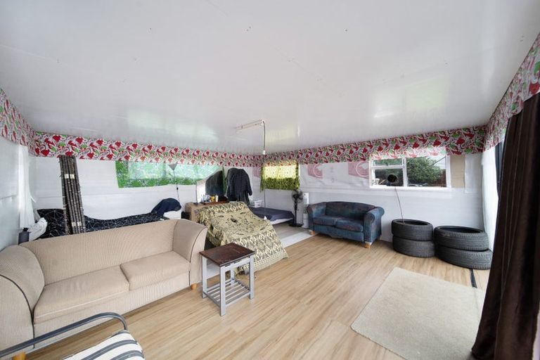 Photo of property in 32 Idlewild Avenue, Mangere, Auckland, 2022